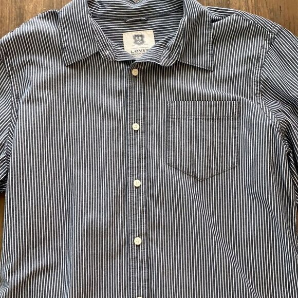 Levi’s‎ Pinstriped Men’s Grey and White Button Down - Picture 3 of 9